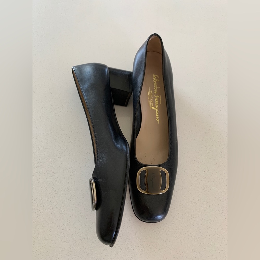 Salvatore Ferragamo size 9.5